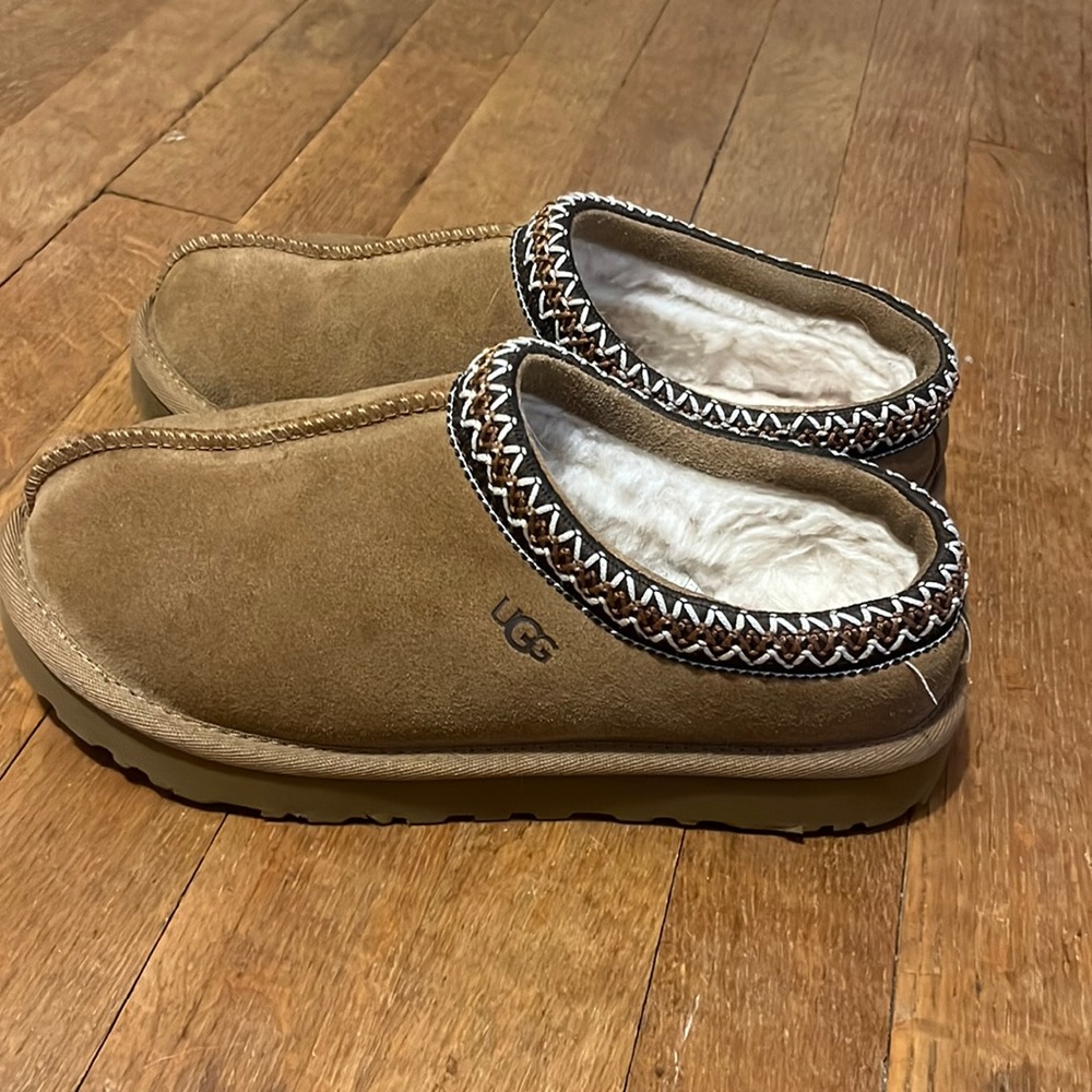 UGG Tasman slippers